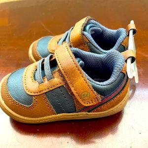 NEW with Tags Stride Rite Surprize Killian sneakers shoes brown blue sz3
